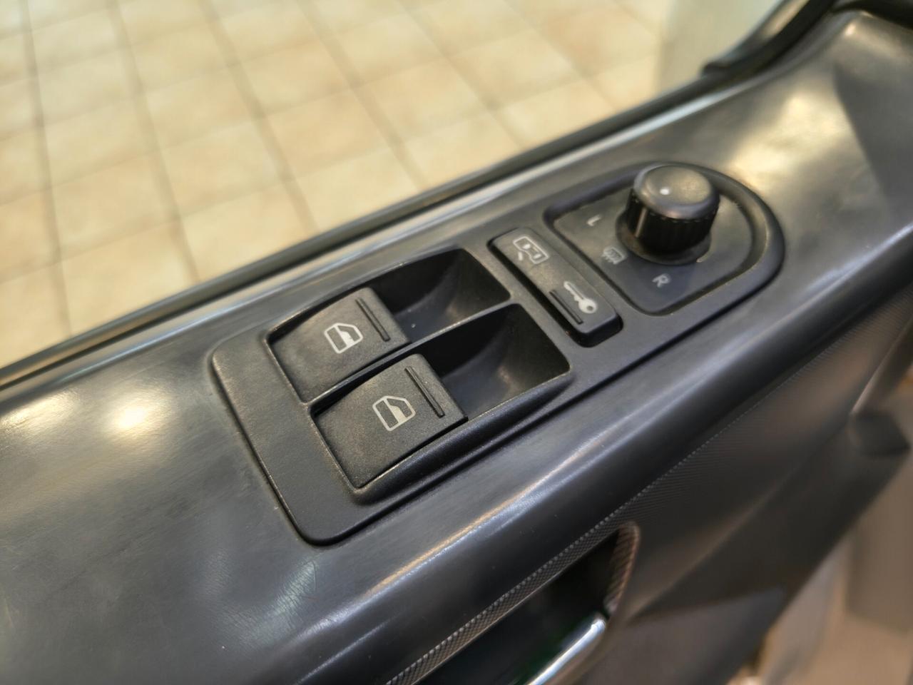 Volkswagen Multivan 2.5 TDI/174CV Highline