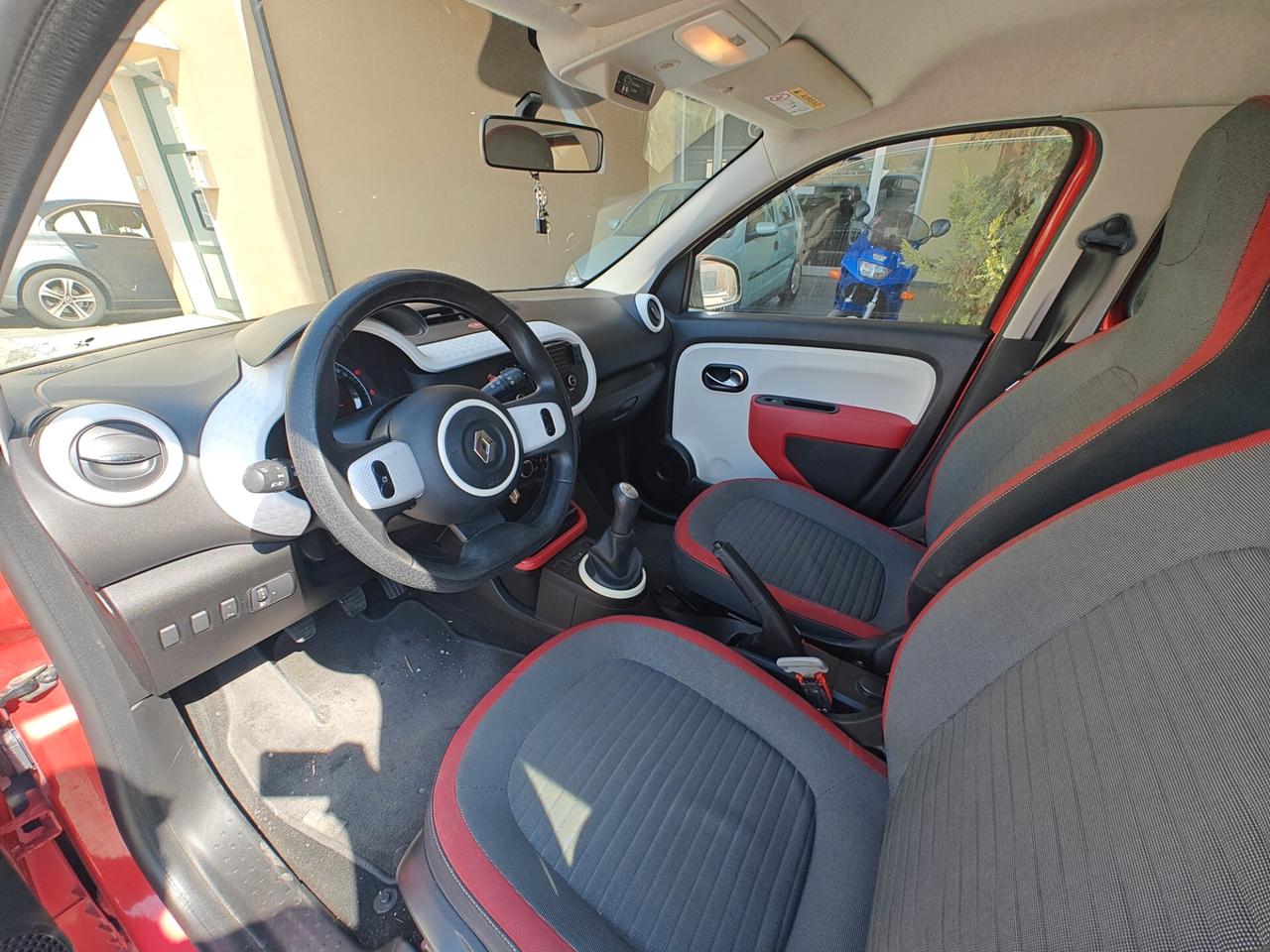 Renault Twingo SCe Lovely