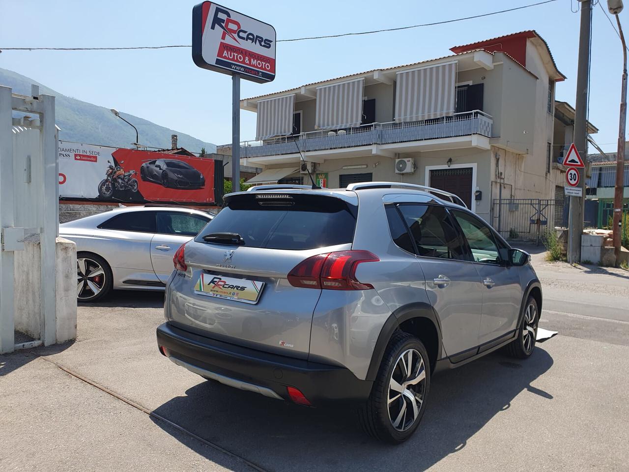 Peugeot 2008 BlueHDi 120 S&S Black Matt