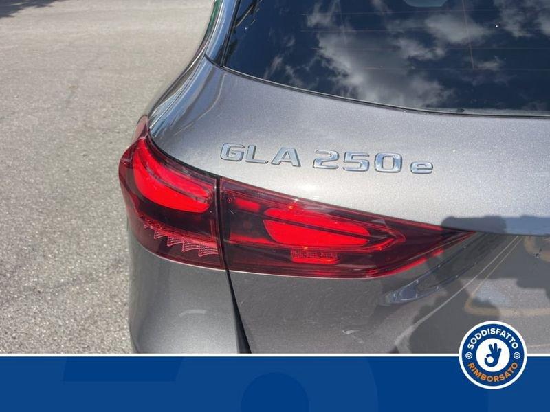 Mercedes-Benz GLA 250 E PLUG-IN HYBRID AUTOMATIC AMG line ADVANCED PLUS