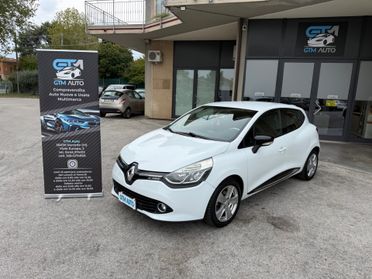 Renault Clio 1.2 75CV - Neopatentati