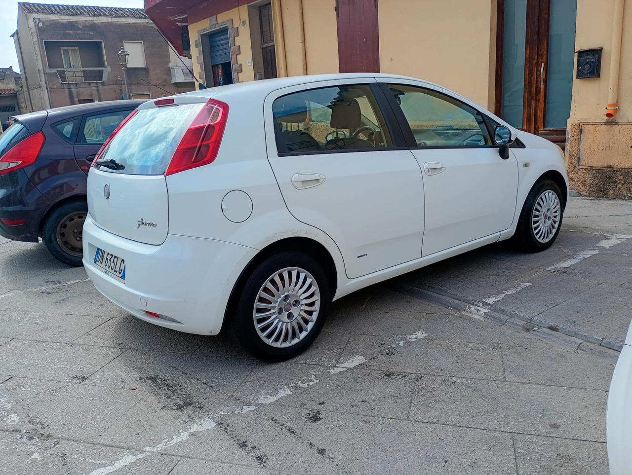 Fiat Grande Punto 1.3 Multijet 75CV Diesel – Frizione Nuova – 5 Porte – Bassi Consumi