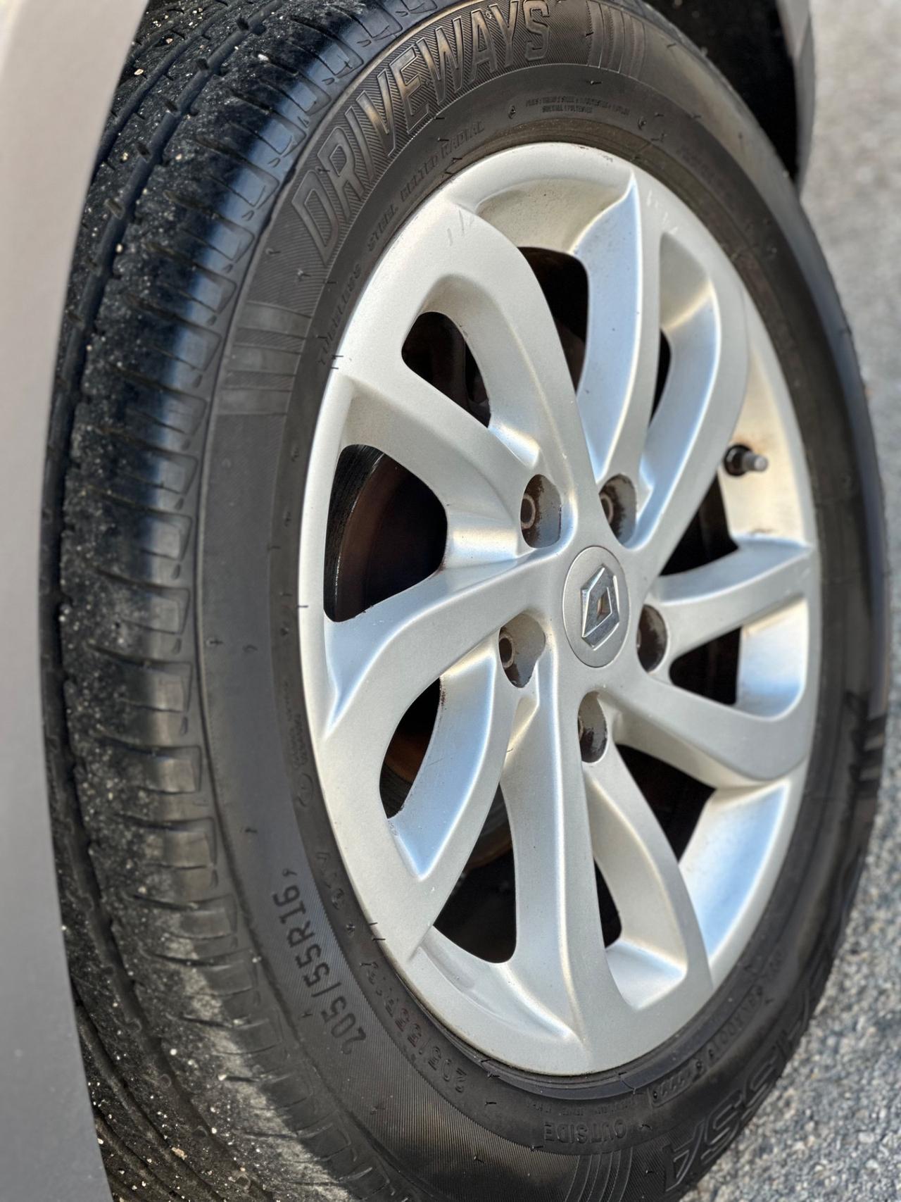 Renault SCENIC 1.5 dCi 110CV 2015 - TOM TOM