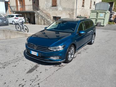 Volkswagen Passat Variant 2.0 TDI SCR 200 CV 4MOTION DSG Executive