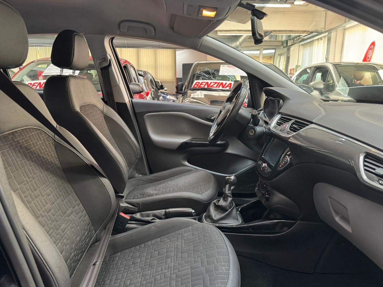 Opel Corsa 1.4 90CV GPL Tech 5 porte Innovation