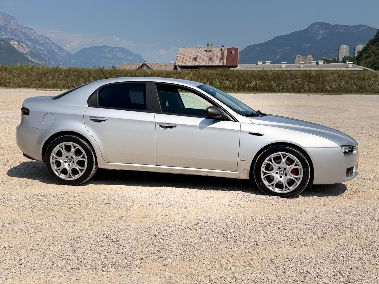 Alfa Romeo 159 1.9 JTDm 150CV GIUGIARO
