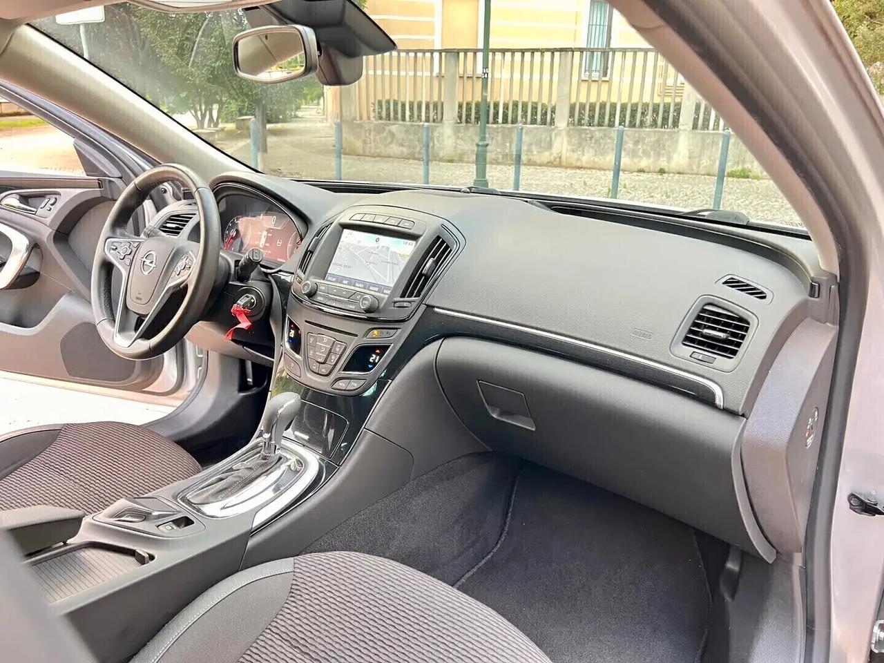 Opel Insignia 2.0 BiTurbo CDTI 4x4 aut. Country Tourer