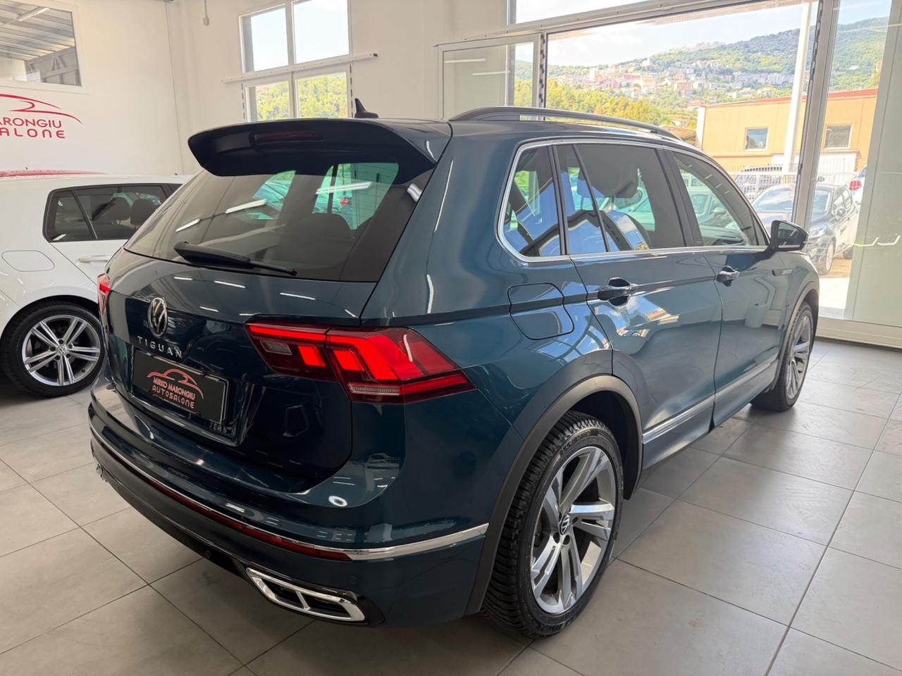 VW Tiguan 2.0 TDI 150 CV SCR DSG R-Line FINANZIABILE