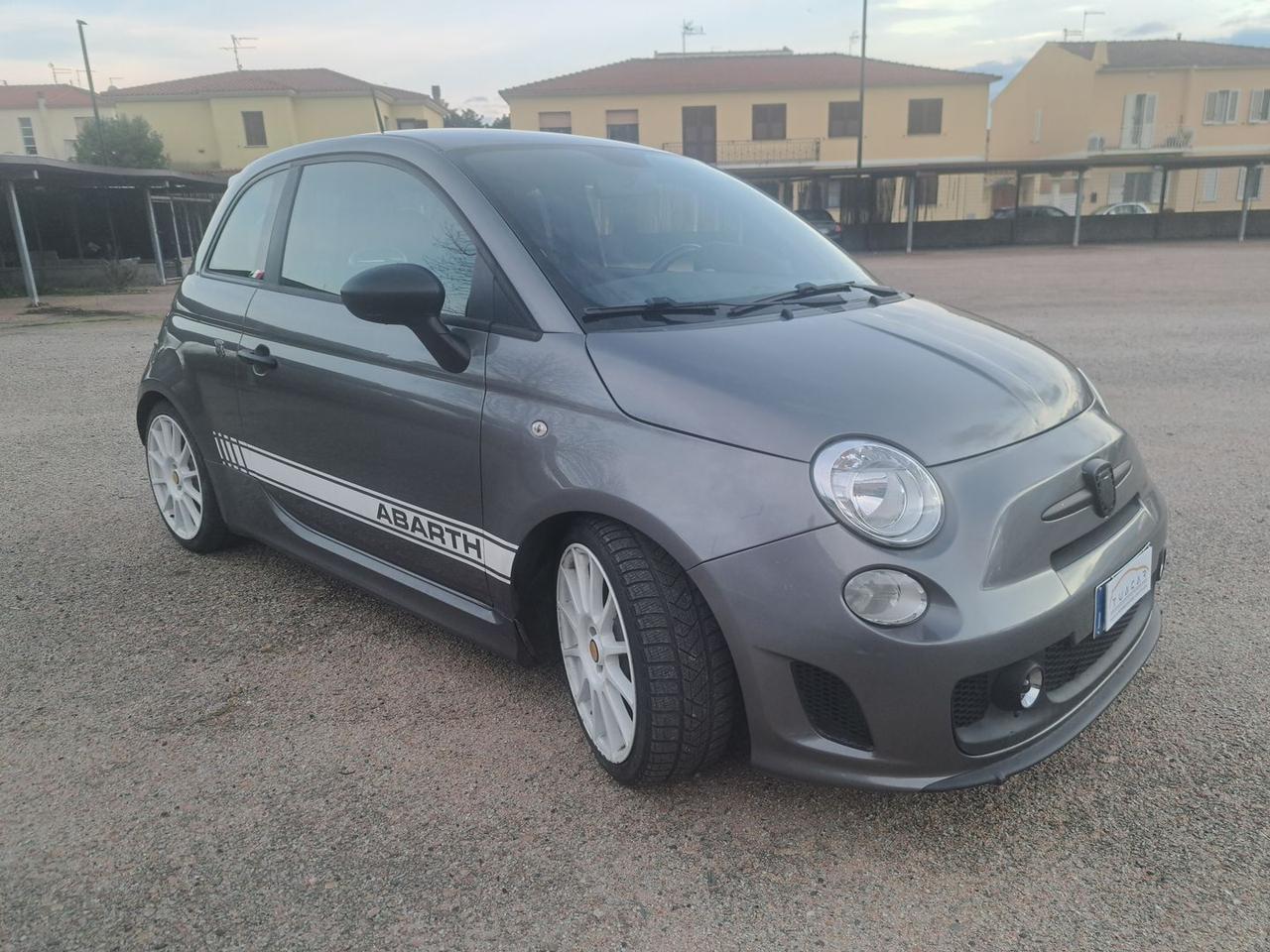 Fiat 500 Abarth 1.4 T-Jet Custom