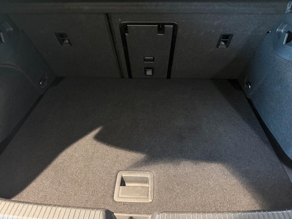 Volkswagen Golf 2.0 tdi Style 150cv dsg Led App conn Cam 17"