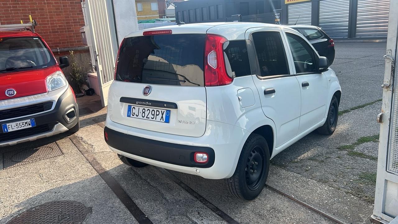Fiat Panda 1.0 S&S Hybrid Van 2 posti