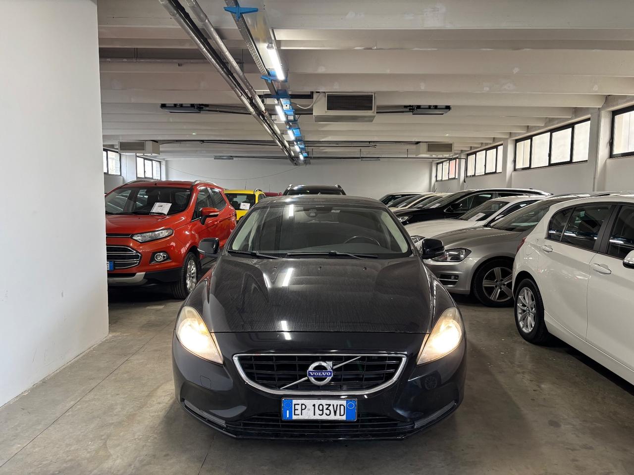 Volvo V40 D2 1.6 |INTERNI B-COLOR|TETTO|