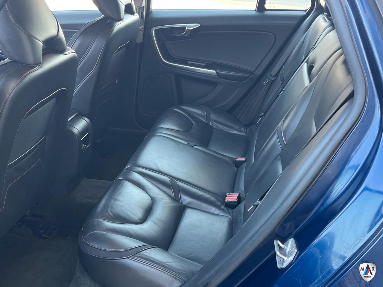 Volvo V60 D4 AWD Geartronic Ocean Race 4X4