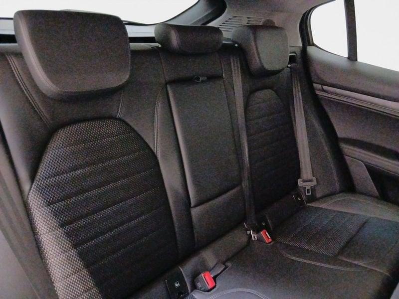Alfa Romeo Stelvio 2.2 t Executive Q4 210cv auto my19