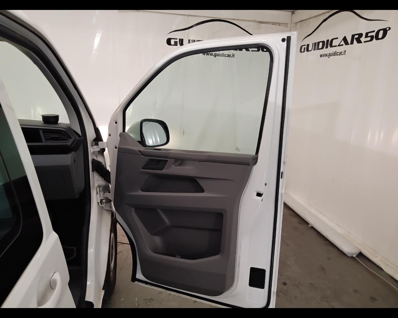 VOLKSWAGEN T6.1 Caravelle 32 - T6.1 Caravelle 2.0 tdi 150cv 3.2t 4motion Comfortline p.l. d