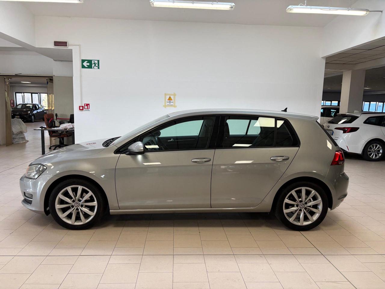 Volkswagen Golf 5p 1.6 tdi (btdi) Comfortline 110
