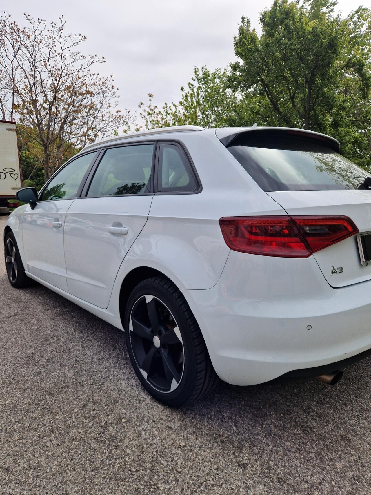 Audi A3 SPB 1.6 TDI 105CV