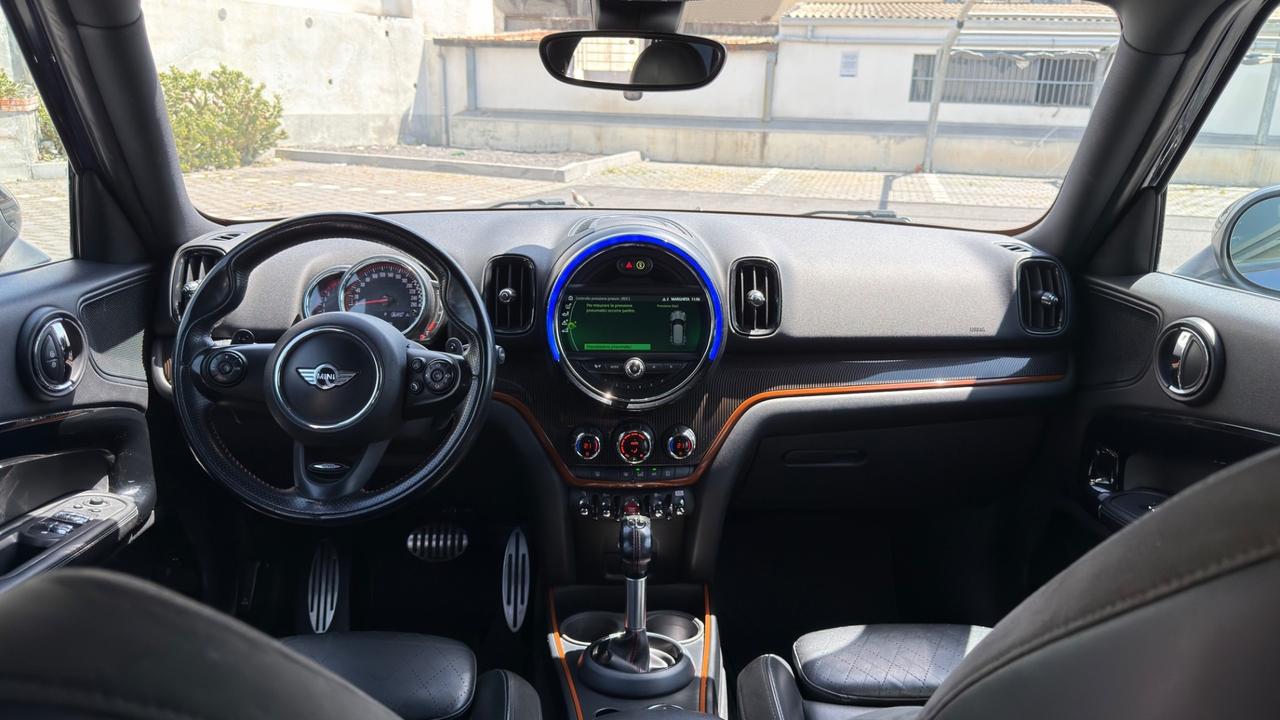 Mini Countryman John Cooper Works 231CV ALL4 pro