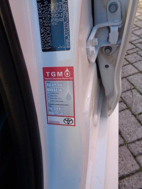 Toyota Yaris 1.0 5 porte Active 72 CV OK NEOPATENTATI