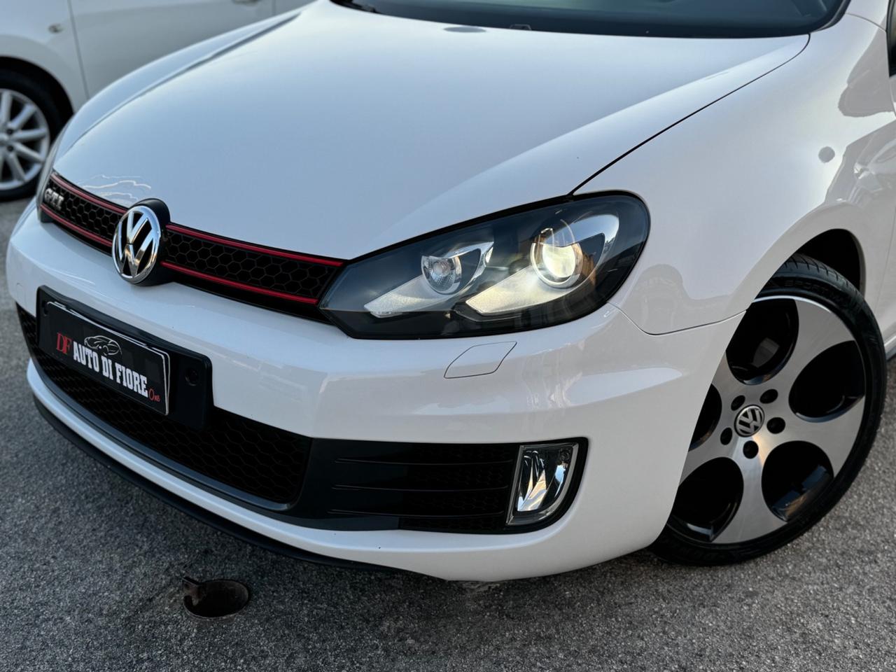 Volkswagen Golf GTI 2.0 TSI DSG IMPECCABILE