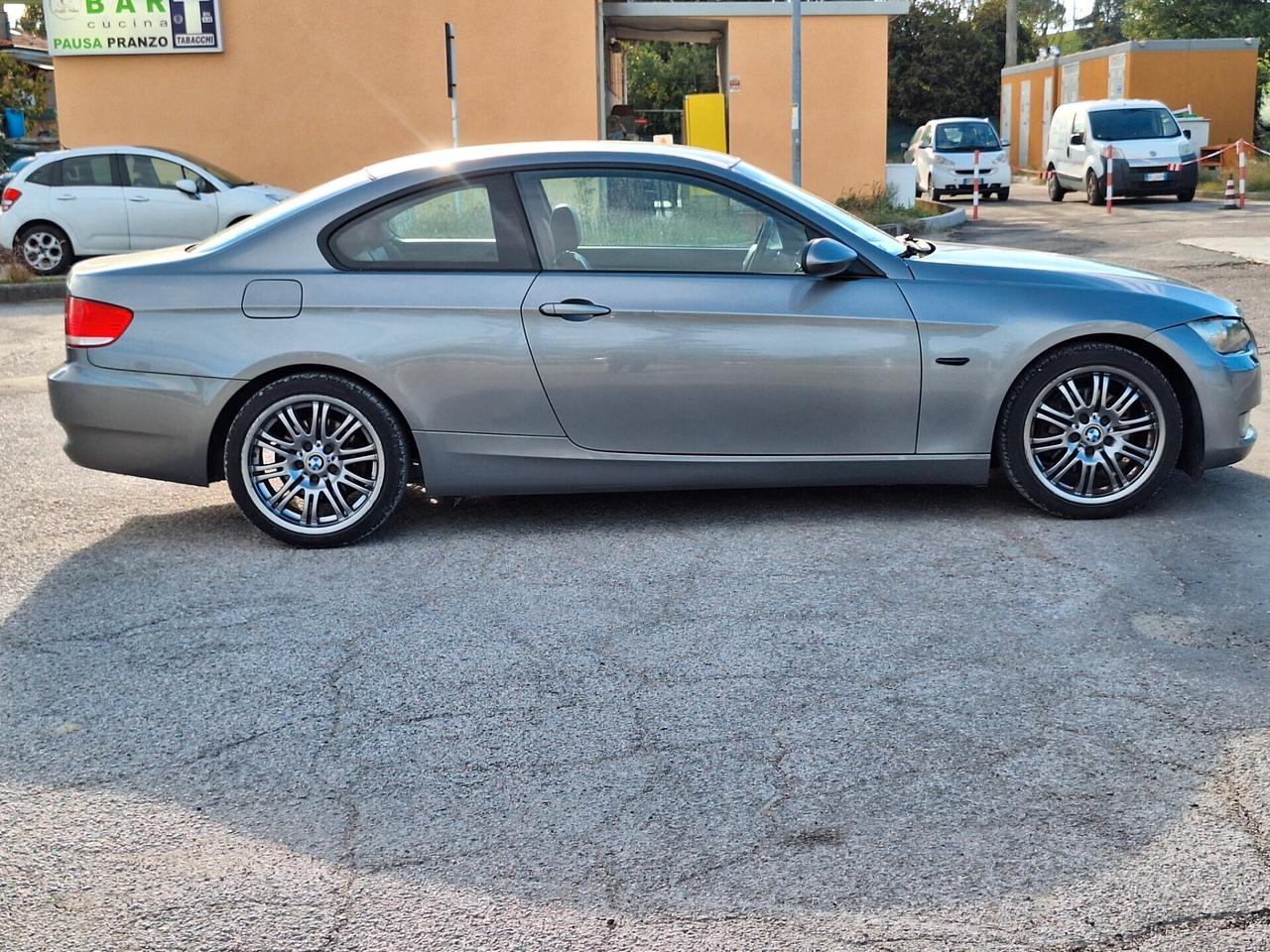 Bmw 320 320d cat Coupé Futura PELLE CARTIER CAMBIO AUTOMATICO TEL BXENON