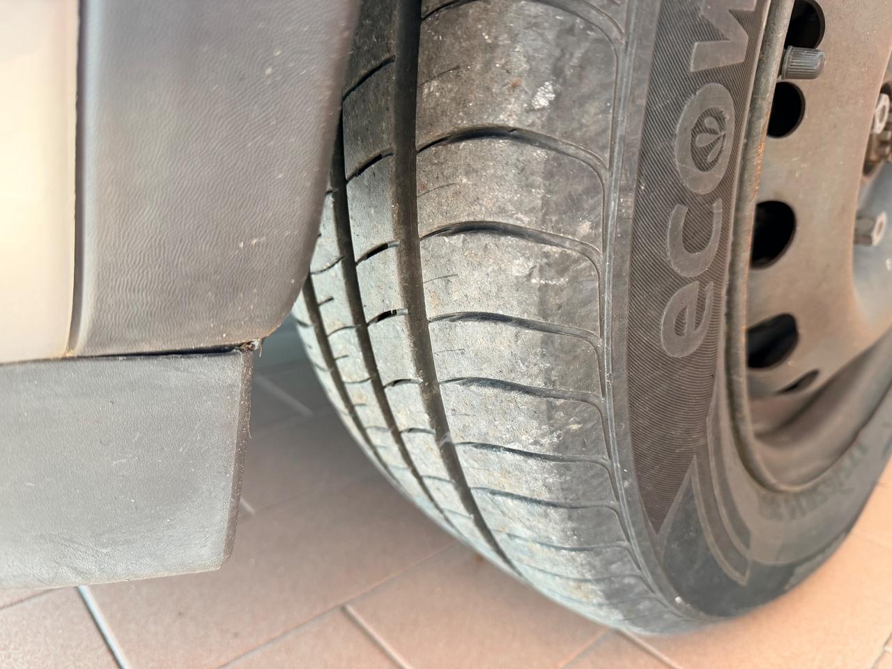 Opel Corsa 1.2 Benzina 75cv Neopatentati