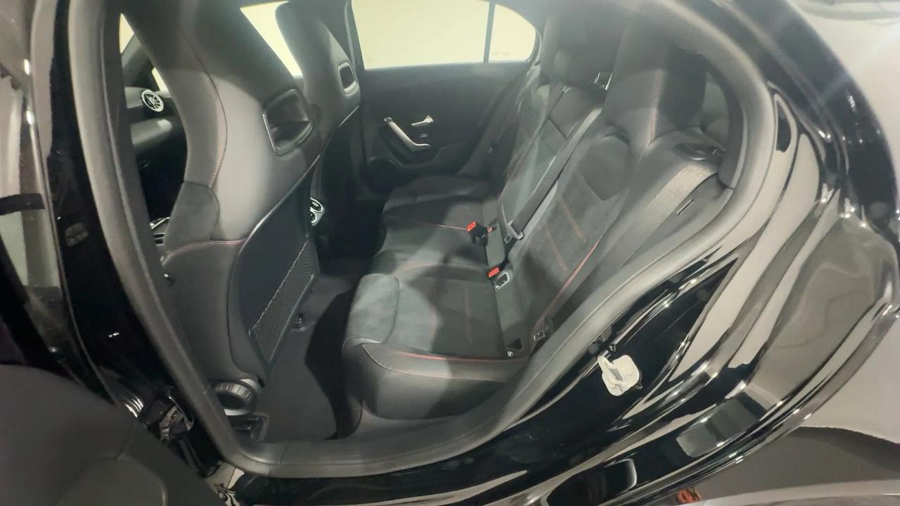 Mercedes-benz A 250 A 250 Automatic 4Matic AMG Line Premium