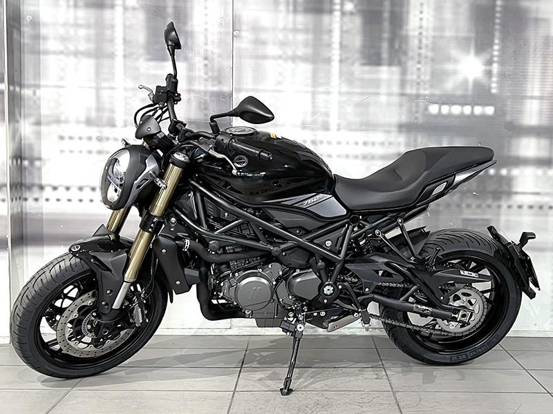 Benelli 752 S