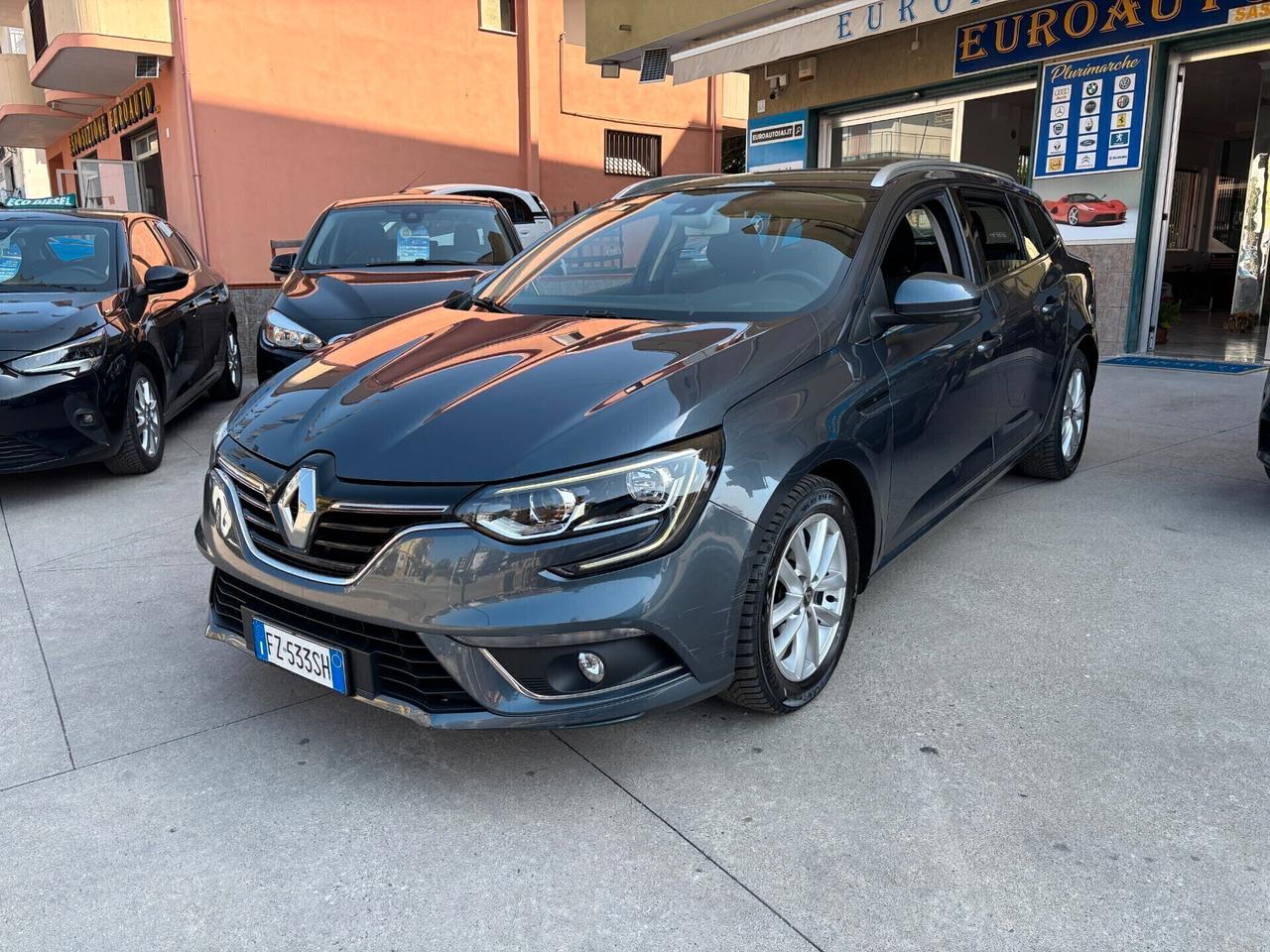 Renault Mégane Sporter Blue dCi 115 CV -11/2019
