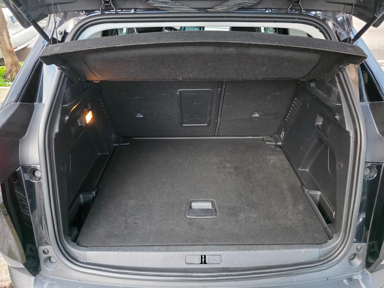 Peugeot 3008 BlueHDi 130 S&S EAT8 Allure Pack