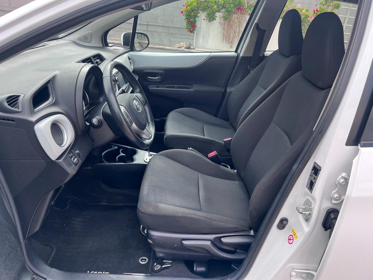 Toyota Yaris 5pt 1.5h 75cv Active OK NEOPAT. TELCLIMA/CAMERA