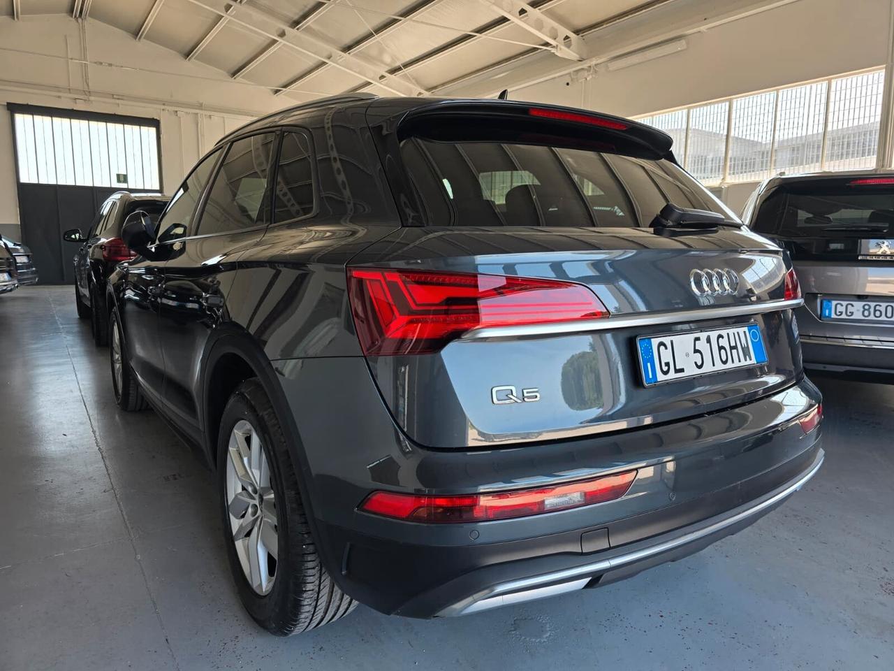 Audi Q5 35 TDI S tronic Business
