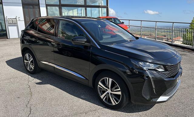 PEUGEOT 3008 BlueHDi 130 S&S Allure