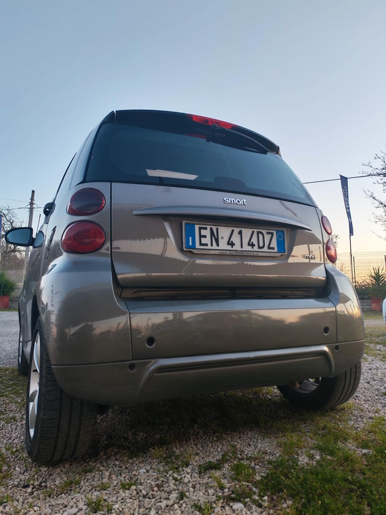 Smart ForTwo 1000 52 kW MHD coupé pulse
