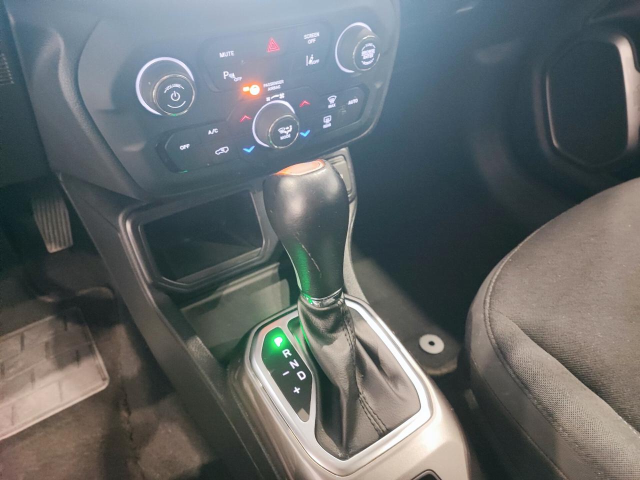 Jeep Renegade 1.3 T4 DDCT Limited