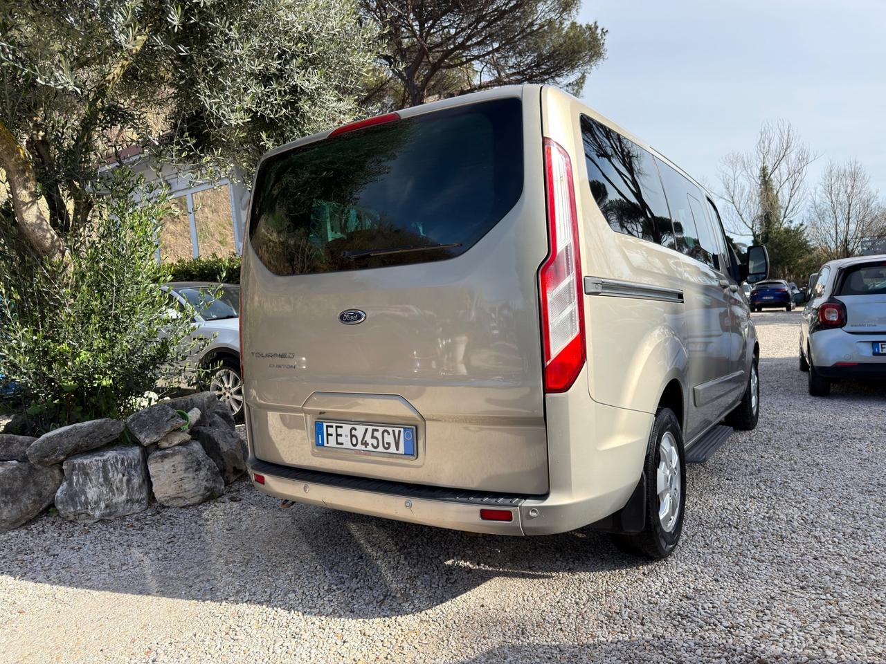 Ford Tourneo Custom 310 2.0 TDCi 130CV PC Titanium