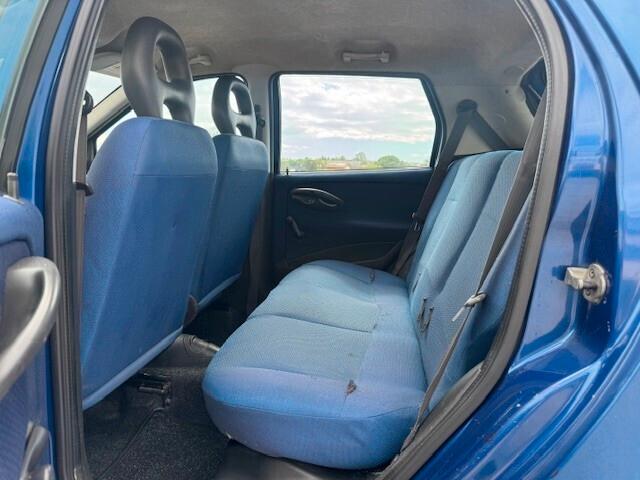Fiat Punto 1.2i cat 5 porte ELX
