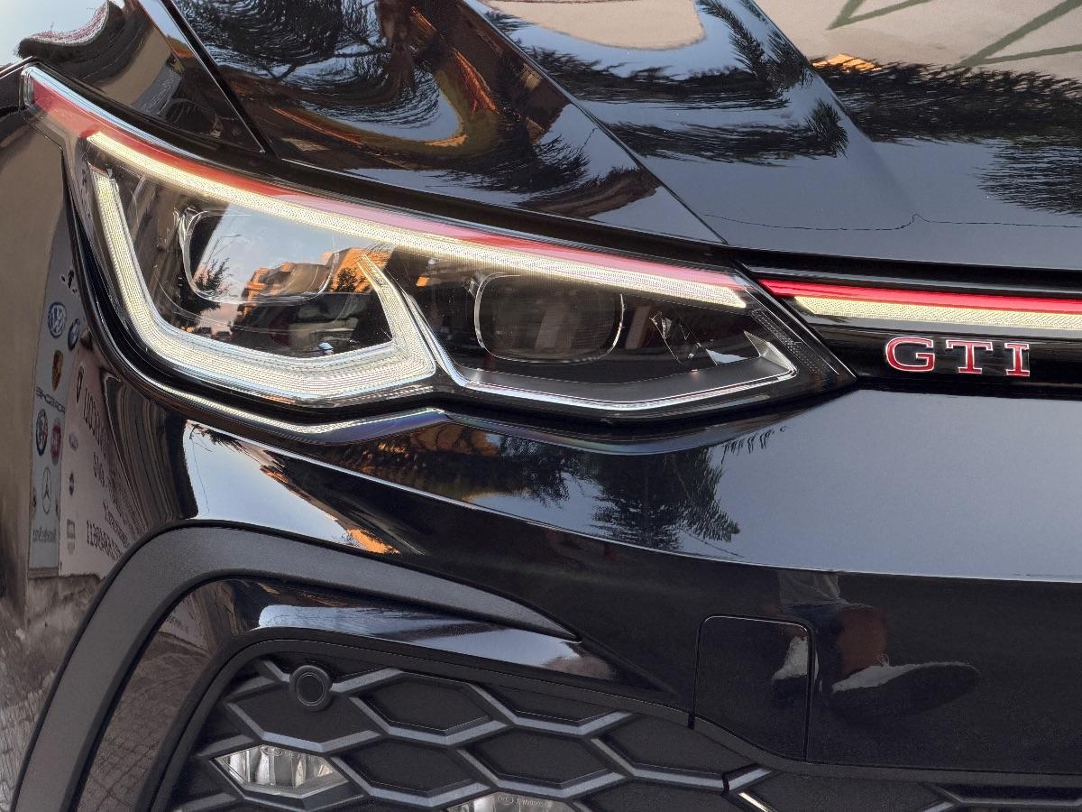 Volkswagen Golf 8 GTI 2.0 TSI 245CV
