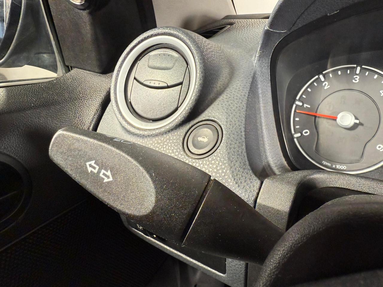 Ford Fiesta 1.4 TDCi 5p. Ghia
