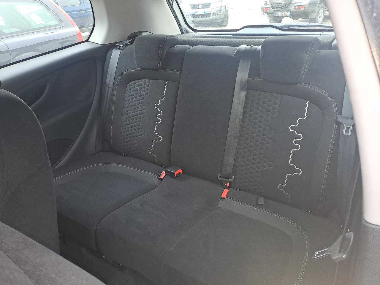 Fiat Punto 1.2 8V 3 porte Lounge -2014