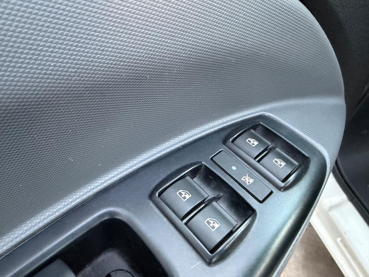 OPEL COMBO 1.6CDTI TETTO ALTO PEDANA OMOLOGATA DISABILI