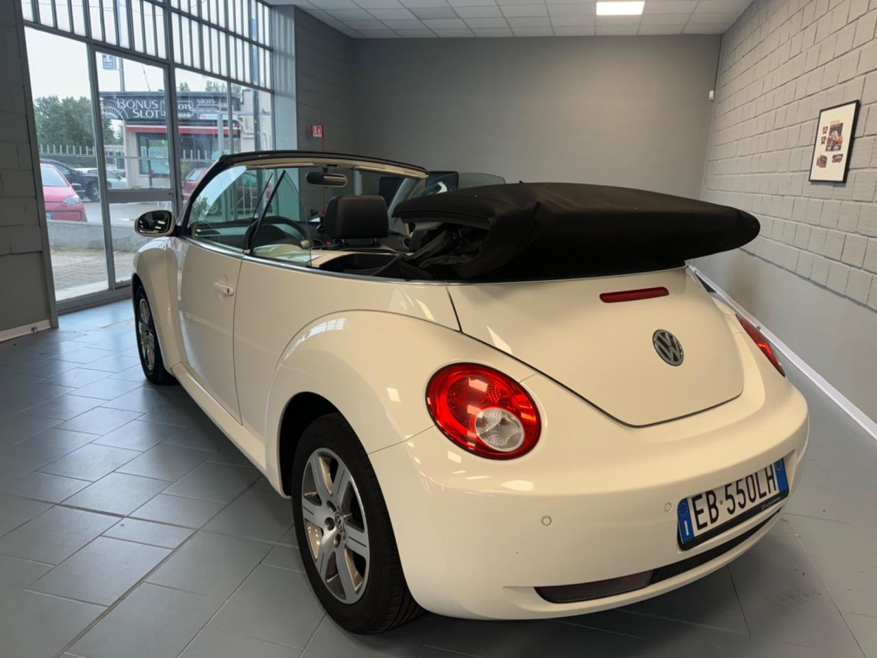 Volkswagen New Beetle 1.9 TDI 105CV Cabrio Lim. Red Edt.