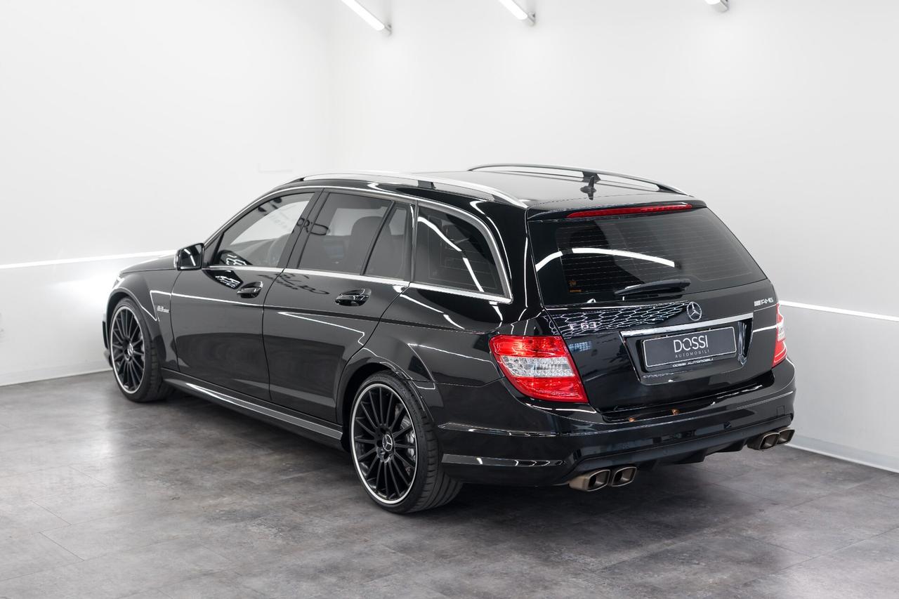 Mercedes-benz C 63 AMG