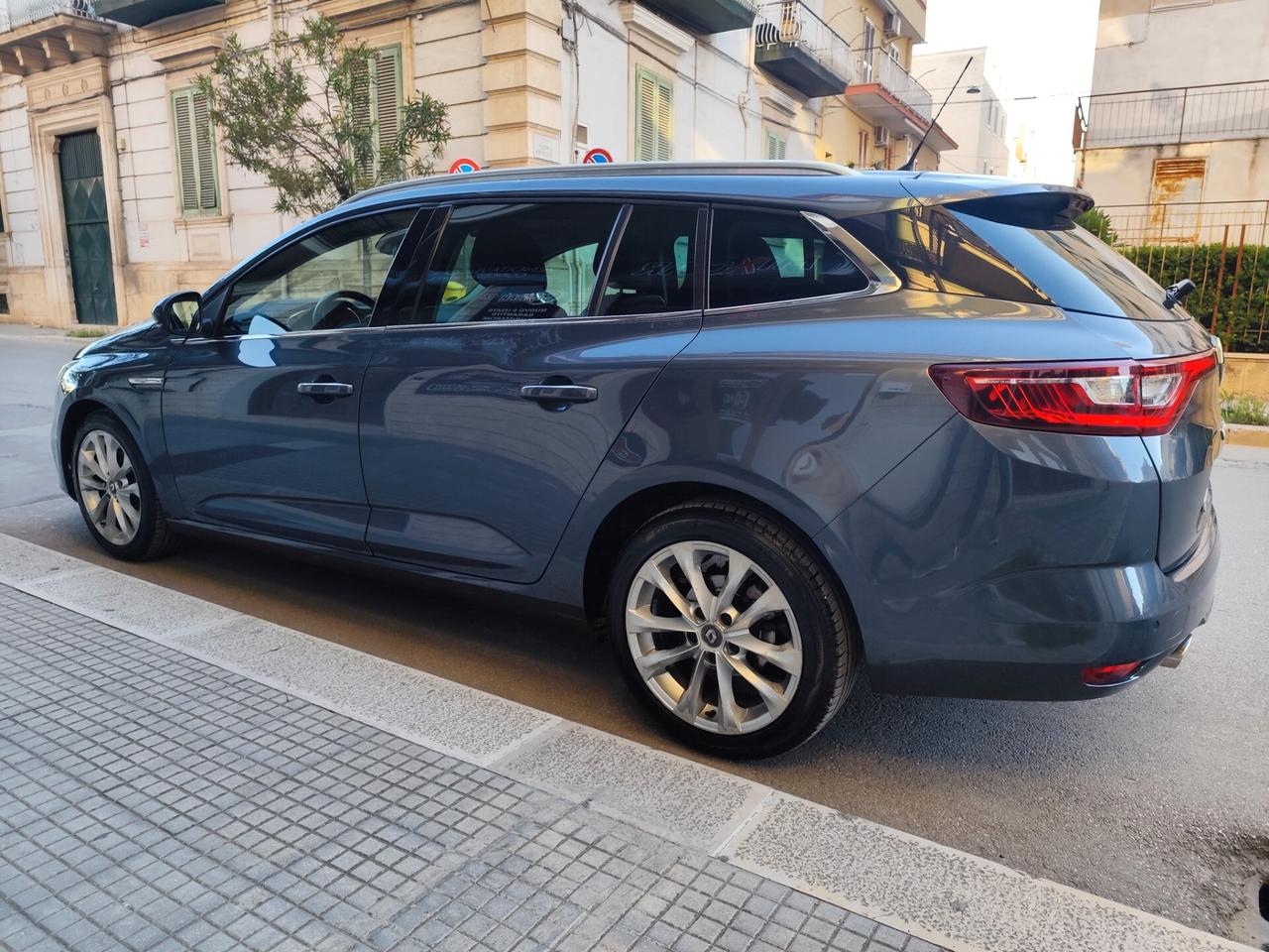 Renault Mégane Sporter 1.5 dCi NAVI PELLE AUTOMATICA