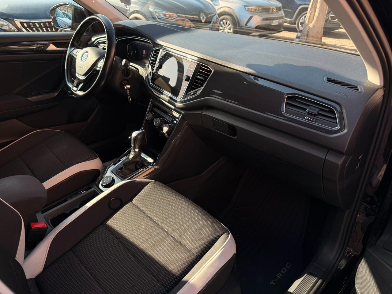 Volkswagen T-Roc 2.0 TDI 150CV DSG 4MOTION Advanced - 2018