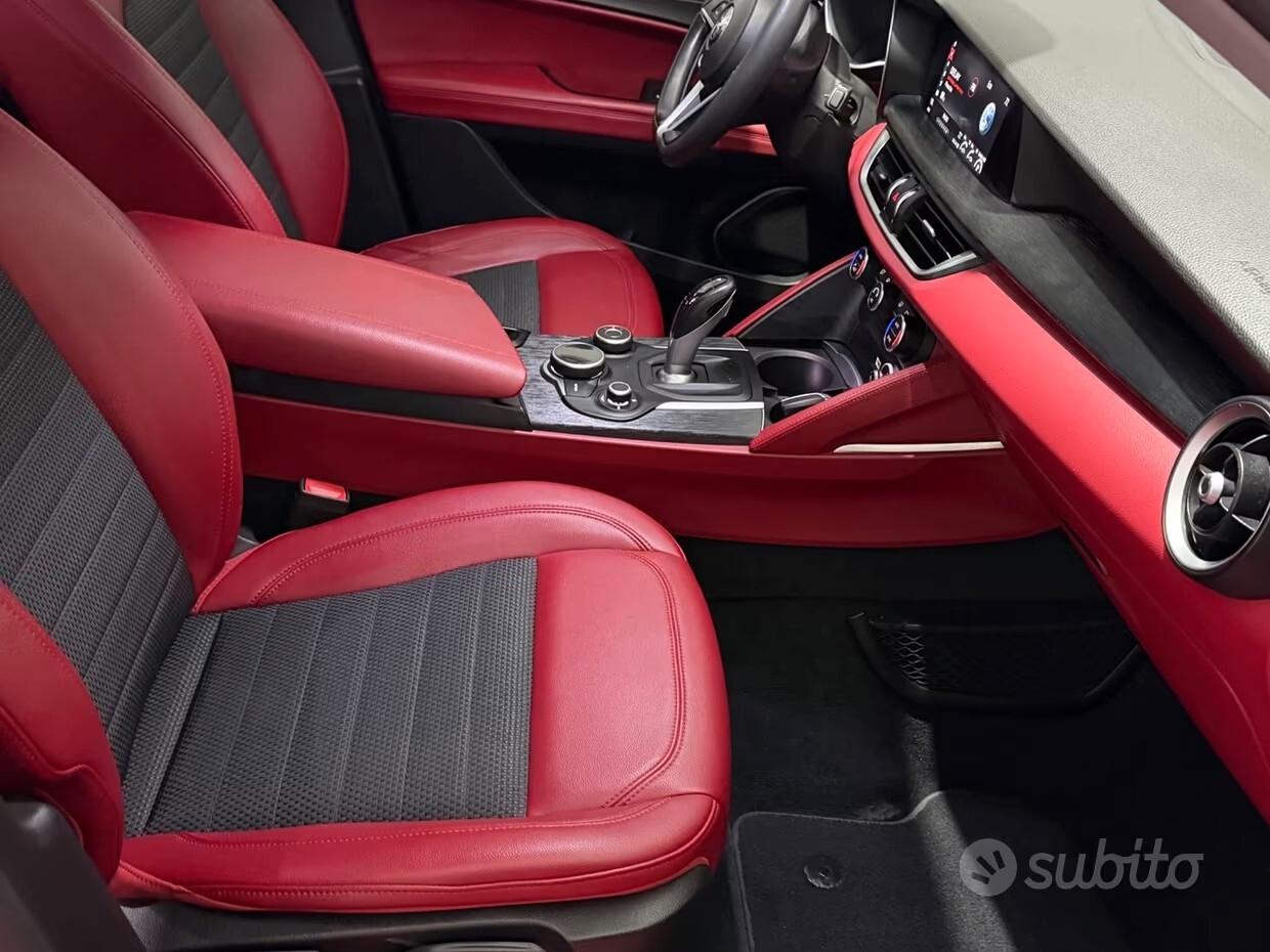 Alfa Romeo Stelvio 2.2 Turbodiesel 210 CV AT8 Q4 Business