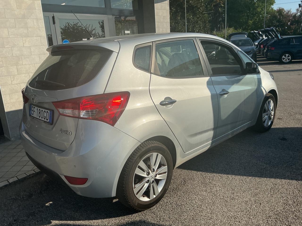 Hyundai iX20 1.4 Benzina Neopatentati