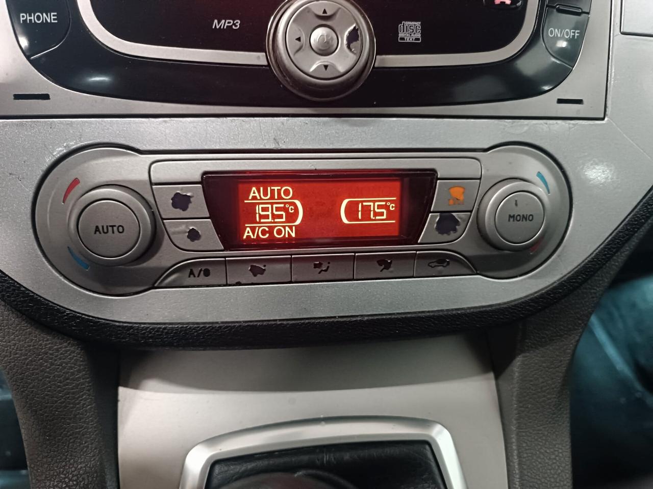 Ford Kuga 2.0 TDCi 136 CV 4WD Titanium DPF