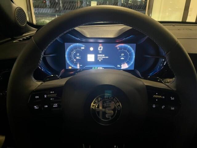 Alfa Romeo Junior 1.2 136 CV Hybrid eDCT6