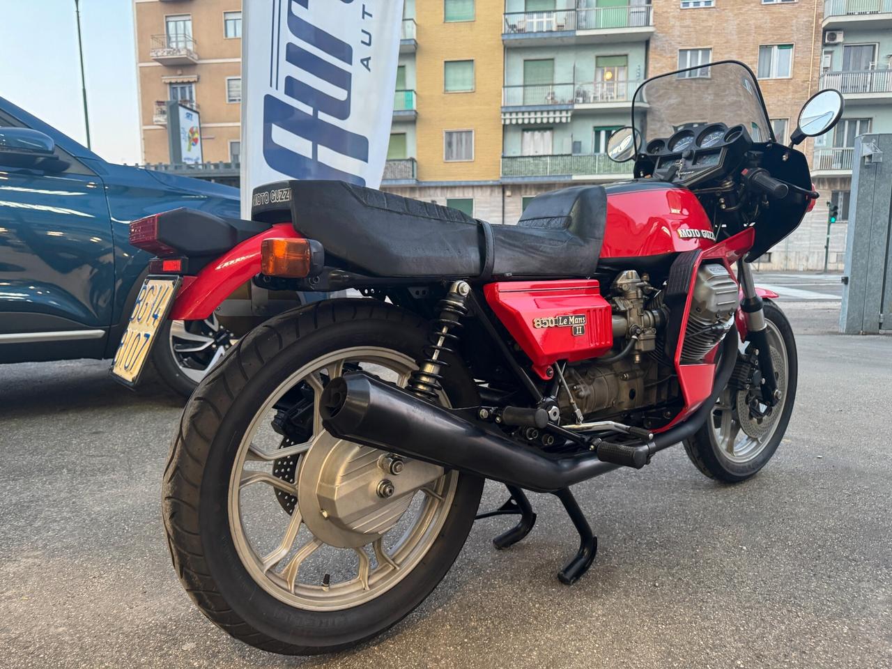 Moto Guzzi 850 Le Mans 2